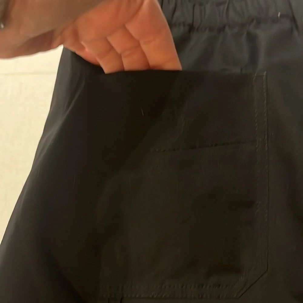 NWT-love tree-M-black-lightweight, slit in front,pockets, midi, cargo skirt.